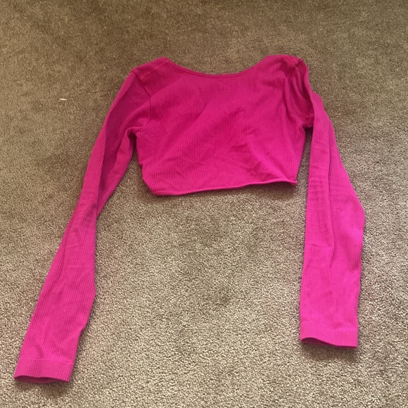cute hot pink twist top - Picture 2 of 2